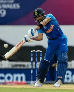 kohli played a cover drive in ICC ODI world cup