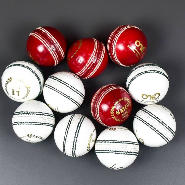 Cricket Balls Red or White